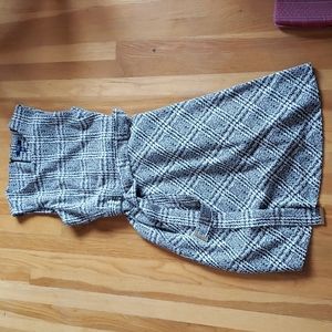 Black and white chic dress